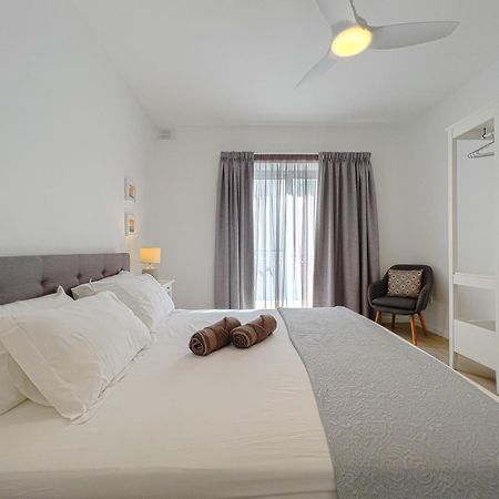 Апартаменты 21 Townhouse In St Julians Сент Джулианс Экстерьер фото