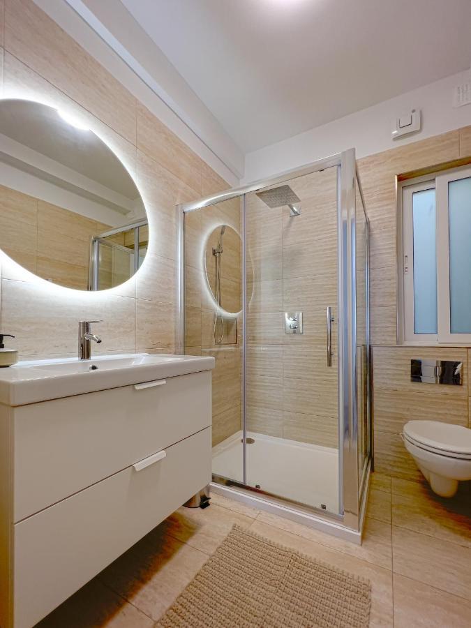 Апартаменты 21 Townhouse In St Julians Сент Джулианс Экстерьер фото